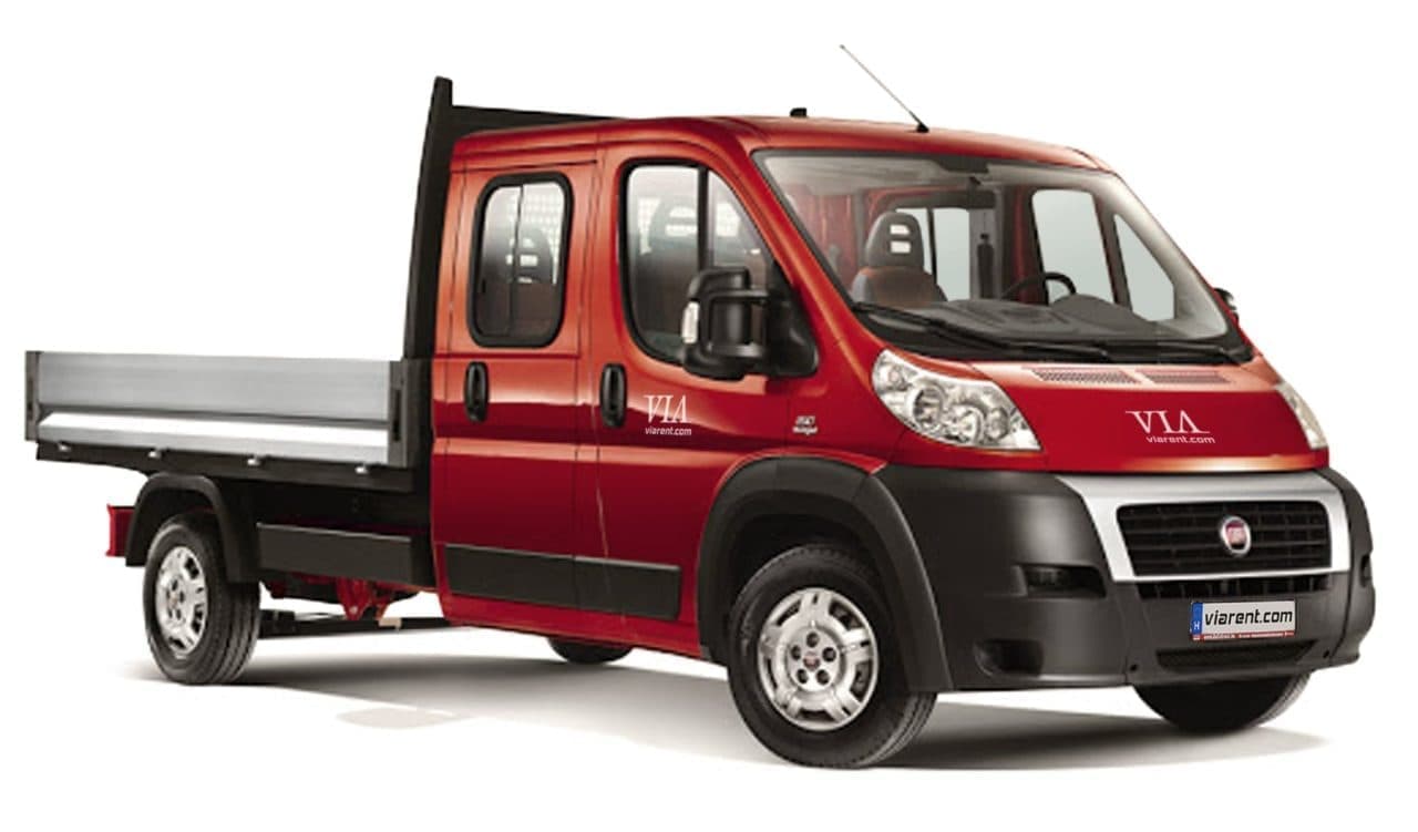 Fiat Ducato duplafülkés kisteherautó bérlés