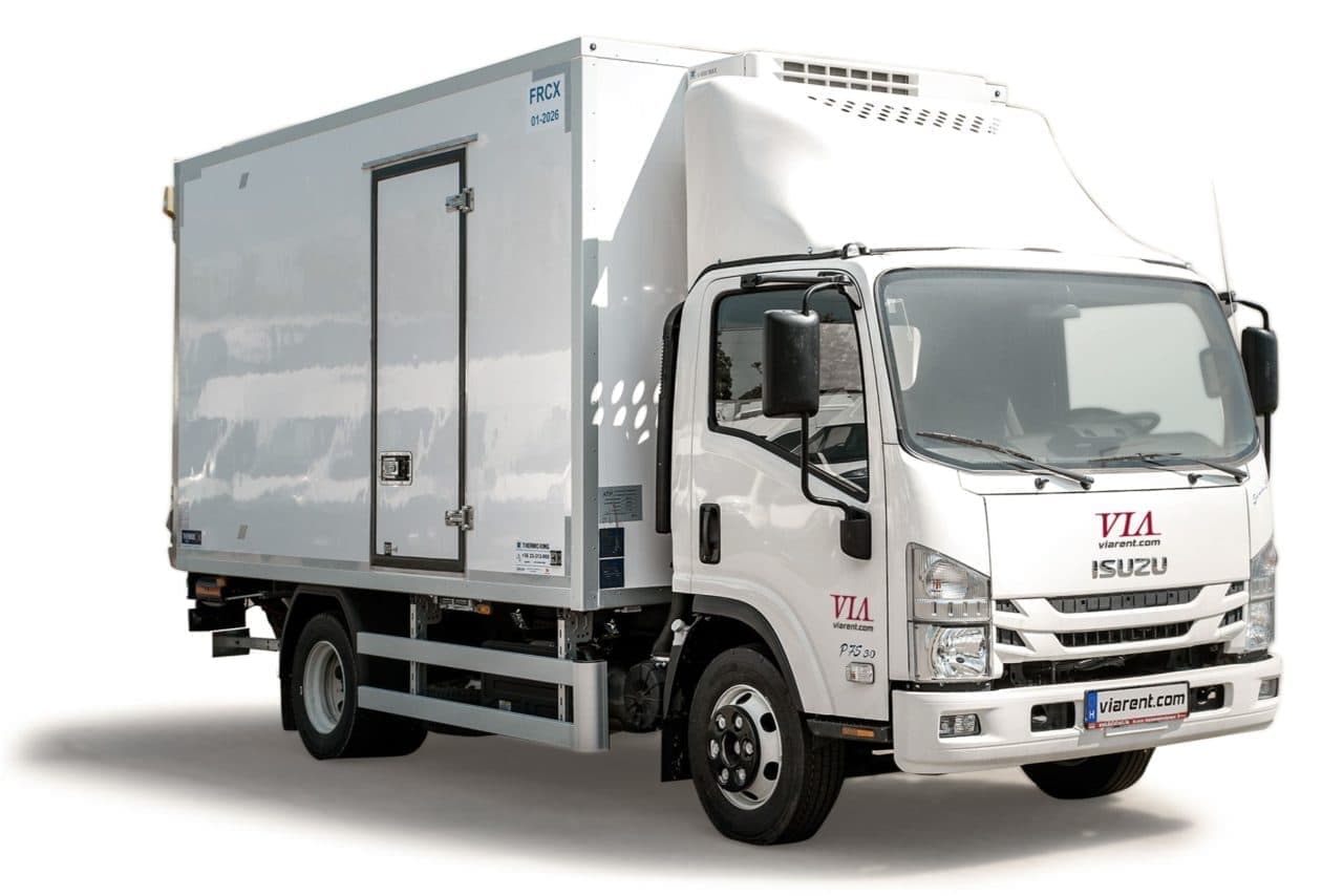 ISUZU 5,5-14 hűtős teherautó bérlés