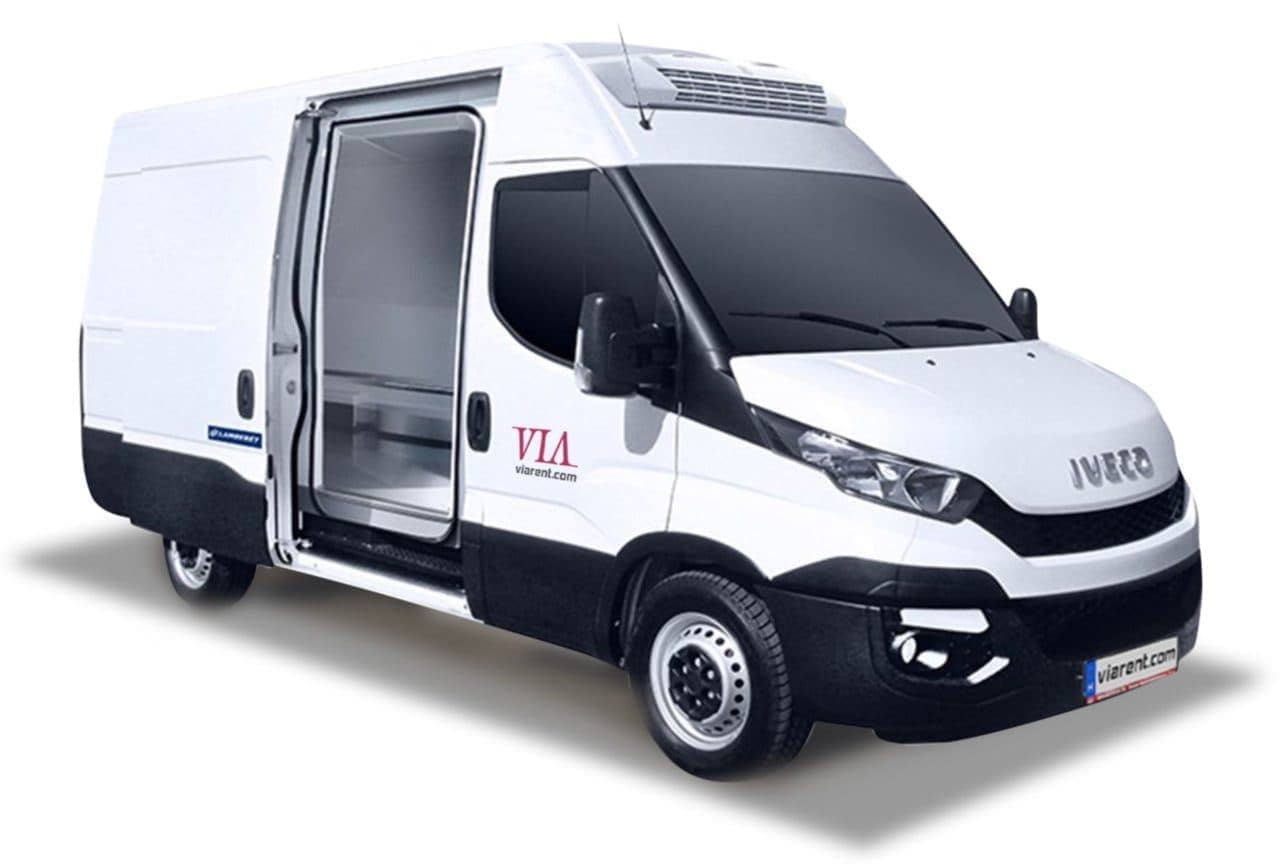 IVECO Daily hűtős furgon bérlés